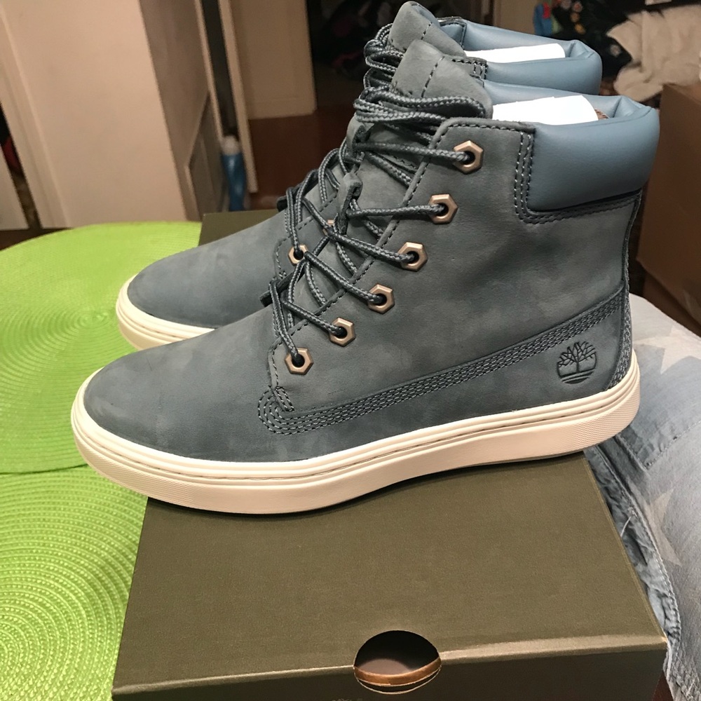 NEW Timberland Women's Londyn 6-Inch Boots